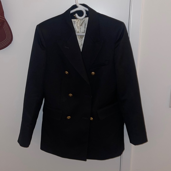 66% polyester, 34% virgin wool - Picture 2 of 7